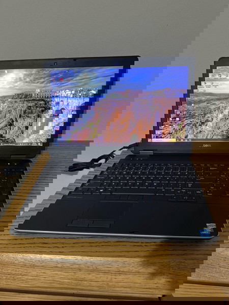 Dell Latitude E6540 15.6in Intel Core i7-4800MQ 8 GB DDR3 256 GB SSD W10pro bat 65%