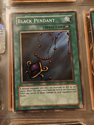 Yu-Gi-Oh card Black Pendant like new