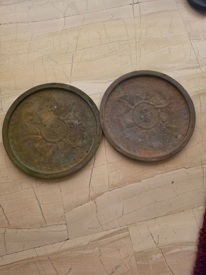 Copper trays, set of two