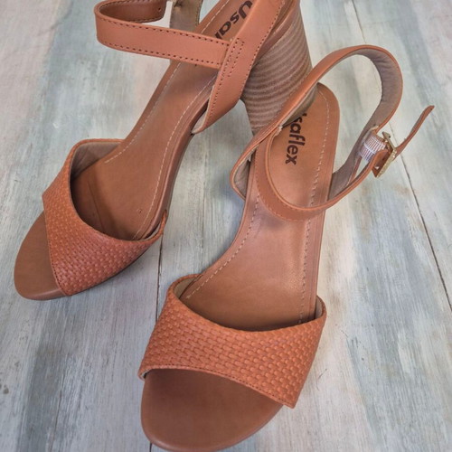 Usaflex orange sandals size 40 like new, 7.5 cm heel
