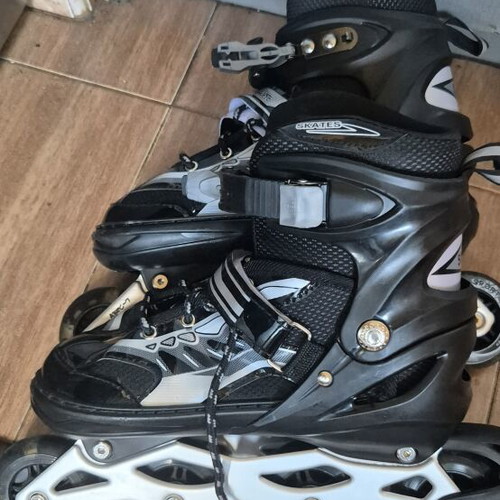 Rollerblades size L with LED wheels like new
