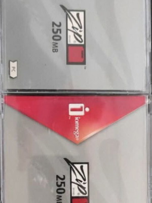 Iomega 250mb floppy disks like new, pack of 4