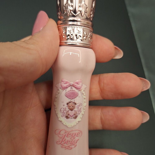 Vintage lipstick new, very moisturizing with long-lasting effect