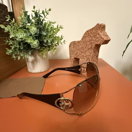 Gucci vintage shield sunglasses GG2802/S like new, brown and gold
