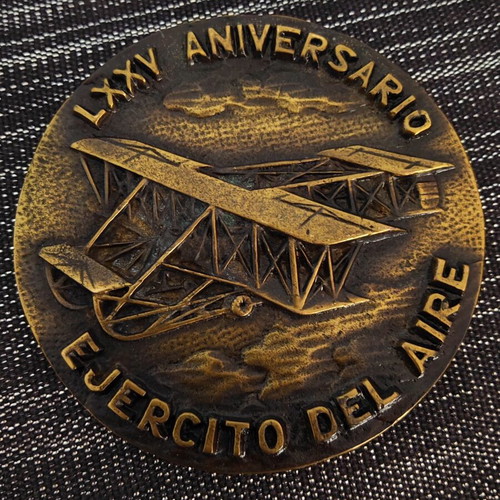 Spanish Air Force commemorative bronze medal 75 years 1913-1988