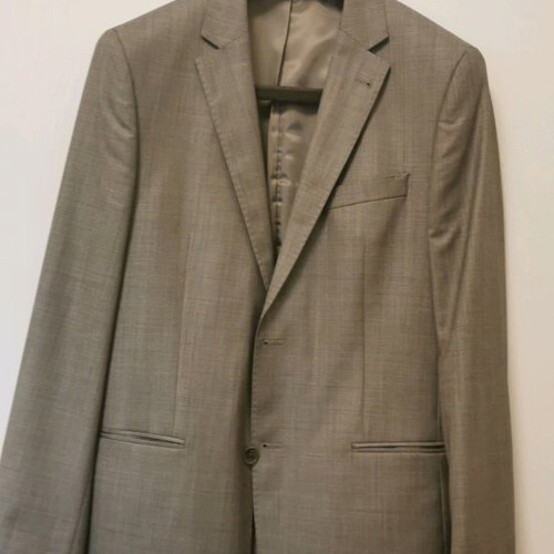 Prince Oliver men's suit size 48 like new, gray