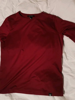 Long sleeve blouse like new, red, size M