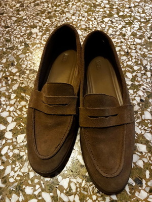 Zara women's moccasins size 39 like new beige and brown