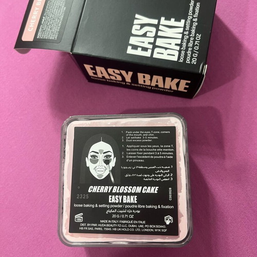 Huda Beauty Easy Bake Setting Powder new