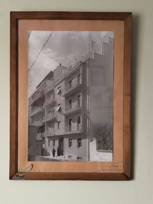 Συλλεκτικά κάδρα μεταχειρισμένα, σετ 3 με φωτογραφίες πολυκατοικιών