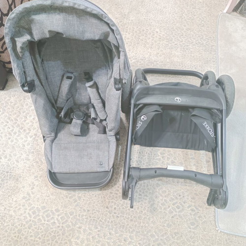 Stokke Beat stroller like new, lightweight and compact urban design