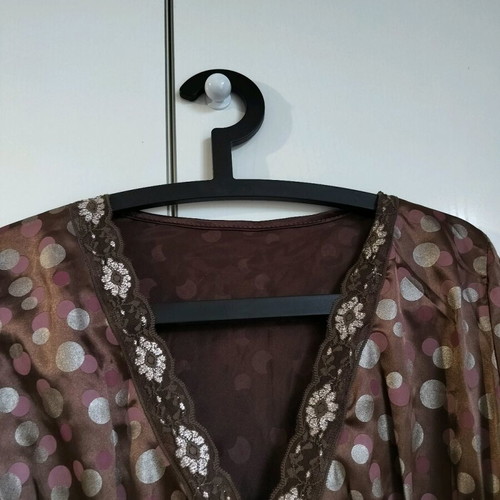 Women's satin blouse like new, brown with belt, size L