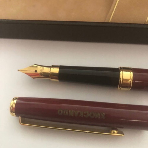 Colibri pen new burgundy with engraved Knockando