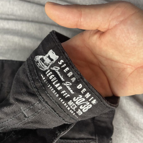 Sfera Jean like new