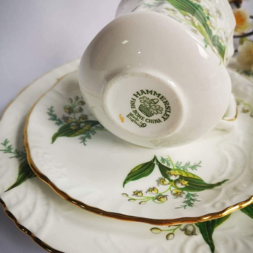 Hammersley coffee set like new, fine bone china from England