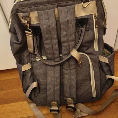 Kikkaboo Baby Bag like new with many compartments