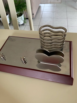 Vintage metal decorative office set like new