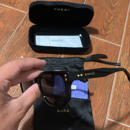 Gucci sunglasses new, black