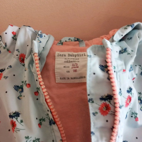 Parka jacket like new, pink multicolor for 2-3 years old