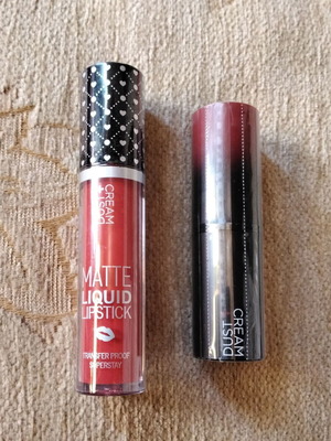 Κραγιόν και lipstick Dust and Cream κόκκινο καινούργια