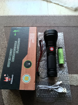 Flashlight with zoom LED CREE XHP70 and USB charging new