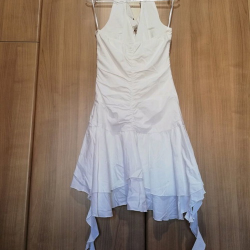 White dress Grama like new, size Medium
