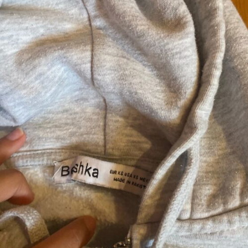 Bershka Melbourne cropped hoodie, grey, XS