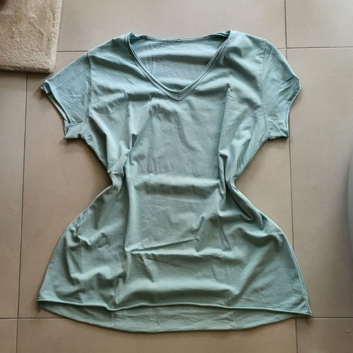 Vintage 100% cotton T-shirt like new, Made In Italia, size M