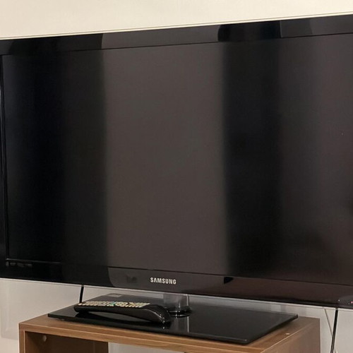 Samsung TV used, approximately 40 inches, non-smart