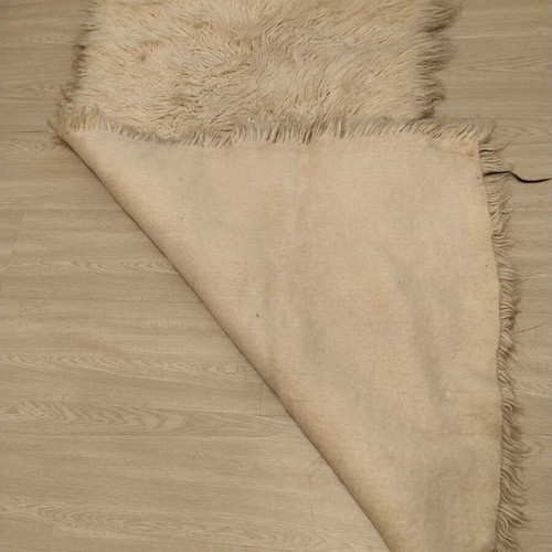 Flokati Velentza white rug used, 150x75 cm