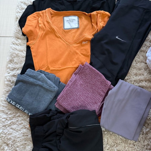 Women's gym clothes pack used, Nike, size S-M