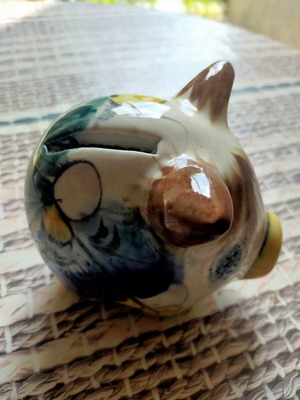 Decorative ceramic pig figurine