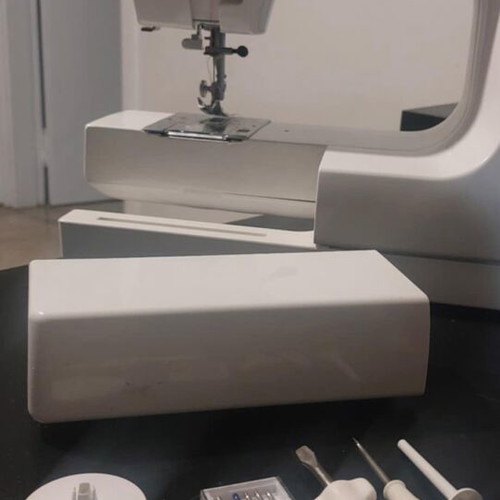 Janome My Style 22 sewing machine like new with original box