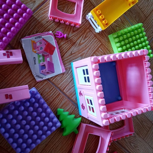 Building Blocks Set Make Your House 36 Pieces used