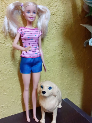 Barbie Mattel 2013 and puppy