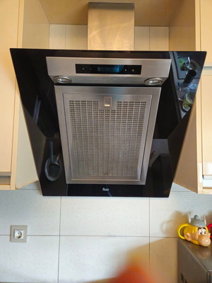 Teka Campana DVE70 Glass extractor hood used, 880m3/h