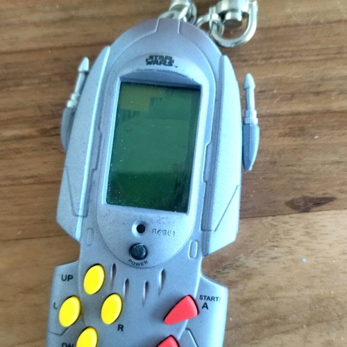 Star Wars Tiger Electronic 1999 videogame new, small keychain