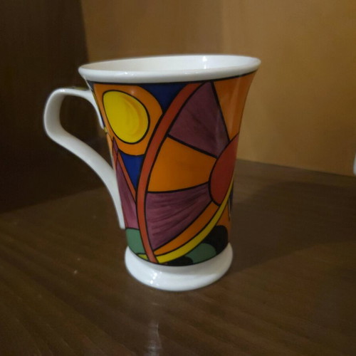Biarrizt mugs designed by Jane Brookshaw, Dunoon fine bone china like new