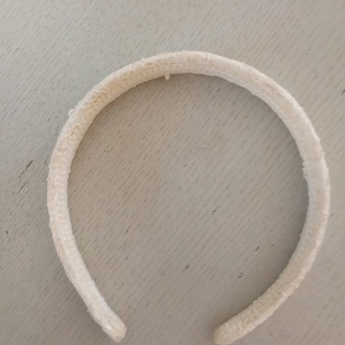 Headband used, white with lace for girls and women