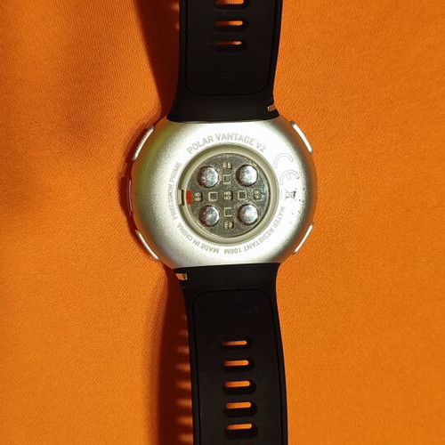 Polar Vantage V2 smartwatch used with new strap