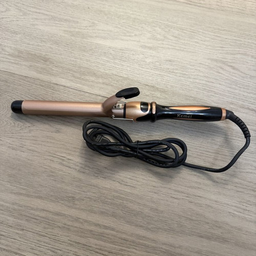 Kemei 32mm Curling Iron Like New for Natural Curls