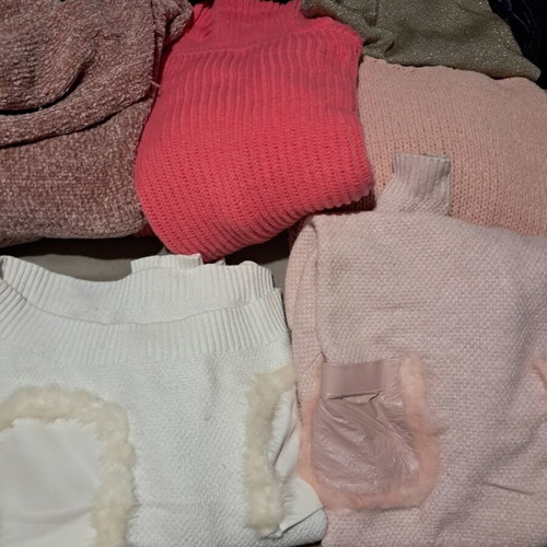 Women's clothing bundle M-L, winter sweaters, evening tops, new windbreaker jacket, pants