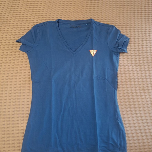 Guess T-shirt small size, blue