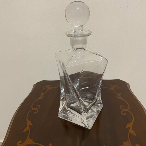Crystal liquor bottle new, imported, 28 x 14 cm