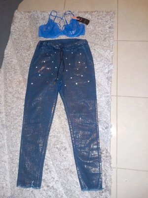 Assos high-waisted jeans with gold shine and rhinestones, like new, with hkm bralette C70