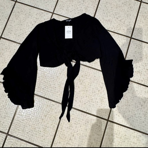 Crop top bolero new with tags, size S/M, black