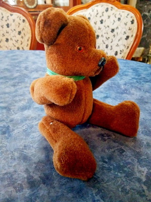 Antique plush teddy bear 1960