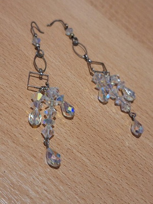 Crystal earrings new, length 8 centimeters