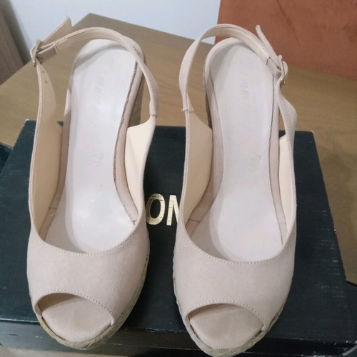 Beige summer platform sandals size 37 suede, 10cm heel, like new