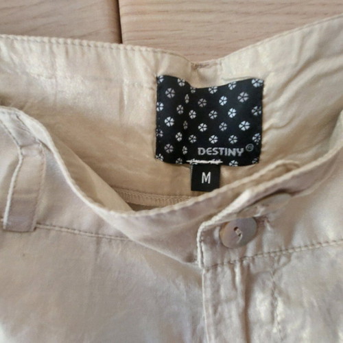 Vintage gold woman shorts size Medium like new